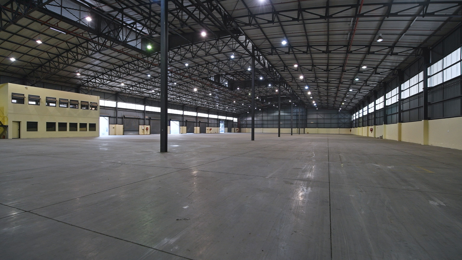 23 Nguni Drive warehouse